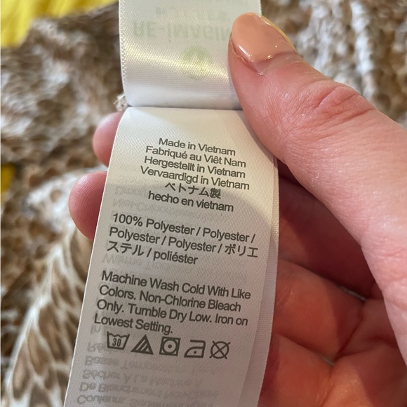 Perfect for Petites - Button Detailed J Crew Animal Print Blouse, Size XXS - Picture 4 of 8